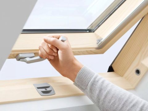 Мансардные окна и оклады Velux в Полоцке